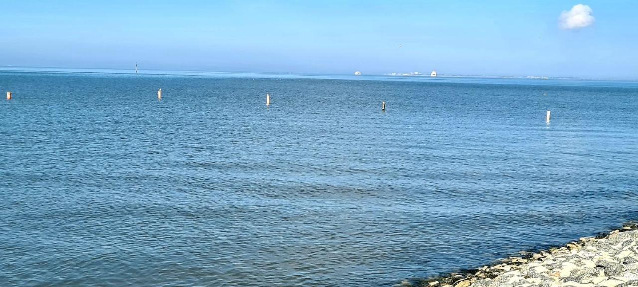 Ferienwohnung Baltrum Auf Dem Elisenhof Hagermarsch Eksteriør billede